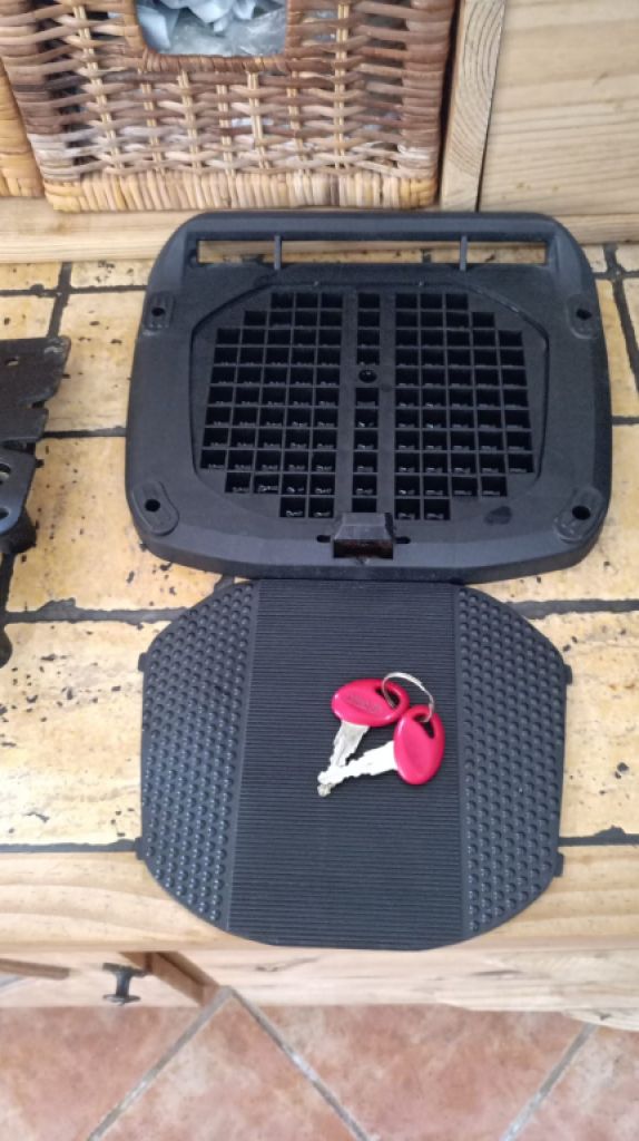 Honda 125 PCX Roller Scooter Gepäckträger Halterung und Topcase Motorcase  von SHAD