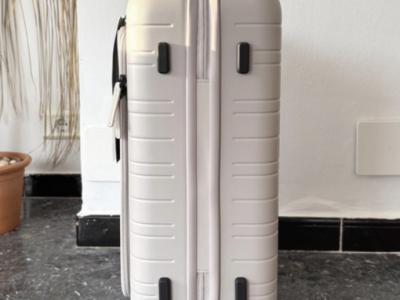 HORIZN suitcase M5 Essential carry-on NEW