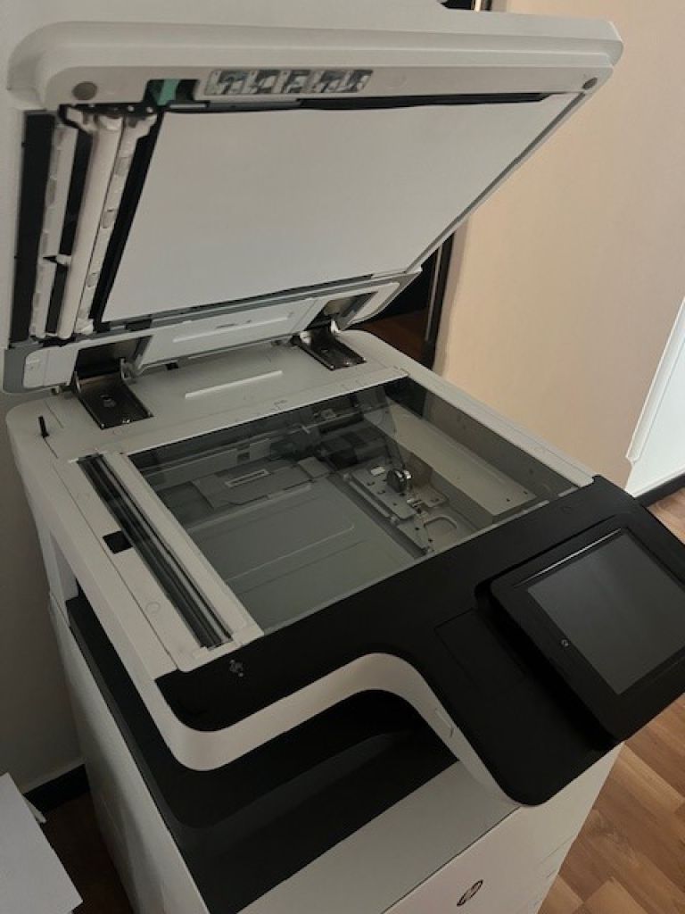 HP Color LaserJet Managed Flow MFP E87660z