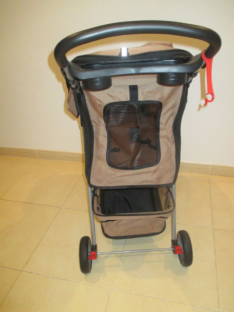 Dog buggy/stroller for dogs — like new, lightly used