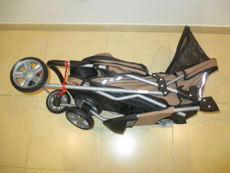 Dog buggy/stroller for dogs — like new, lightly used