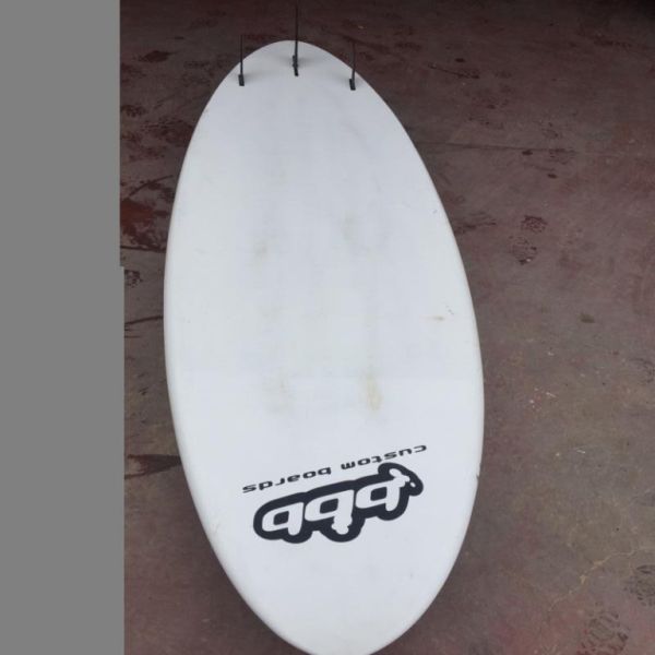 Ich verkaufe Bubble Brand Windsurfbrett mit den Maßen 229/59,5 Liter 96 Liter.