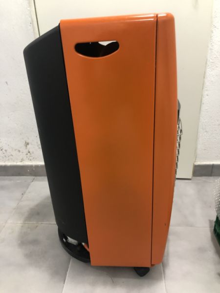 Ich verkaufe einen Gasofen mit Gasflasche. Die Gasflasche ist leer.