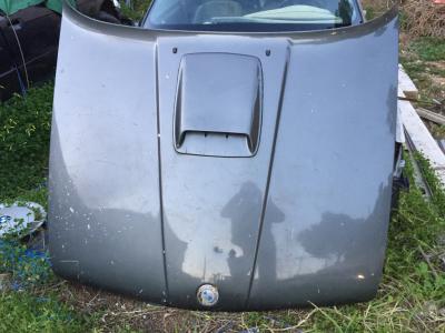 Ich verkaufe Kapodaster der BMW Serie 3 Karosserie E30 Clasico.