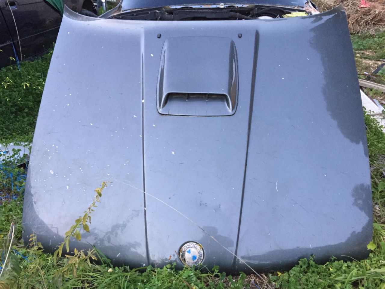 I sell capo of bmw series 3 bodywork E30 Clasico.