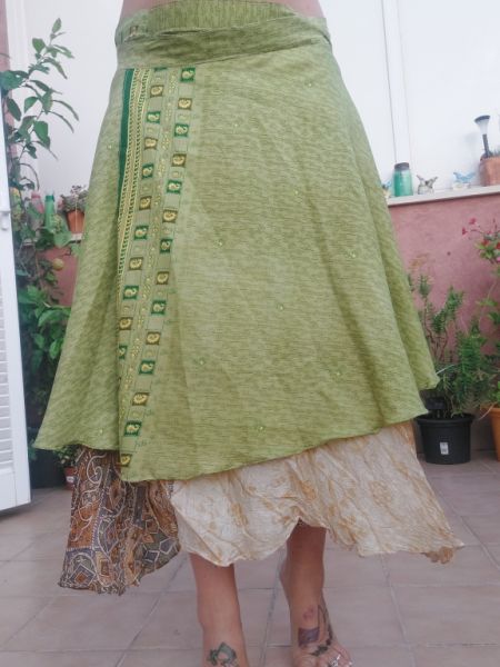 Ich verkaufe verschiedene Kleider, Jumpsuits, Infinity-Kleider, Infinity-Röcke und Infinity-Hosenanz