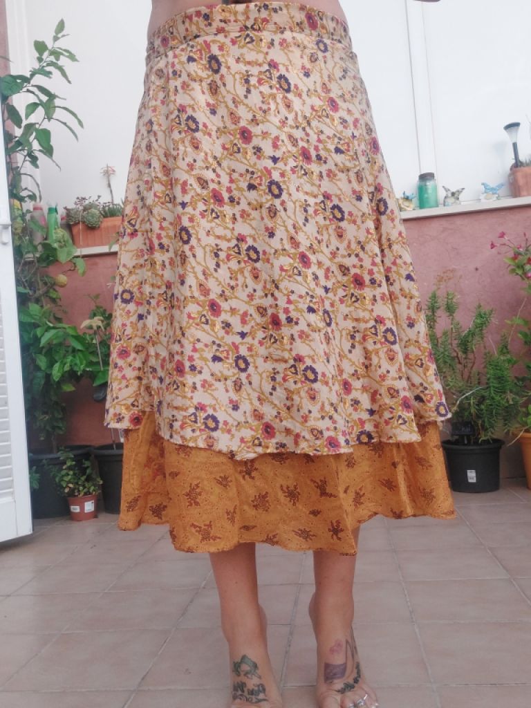 Ich verkaufe verschiedene Kleider, Jumpsuits, Infinity-Kleider, Infinity-Röcke und Infinity-Hosenanz