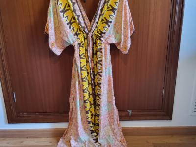 Ich verkaufe verschiedene Kleider, Jumpsuits, Infinity-Kleider, Infinity-Röcke und Infinity-Hosenanz