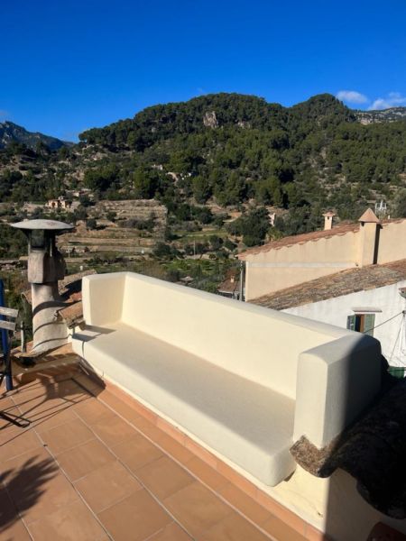 Idílica casa de pueblo con jardín en el encantador pueblo Bunyola