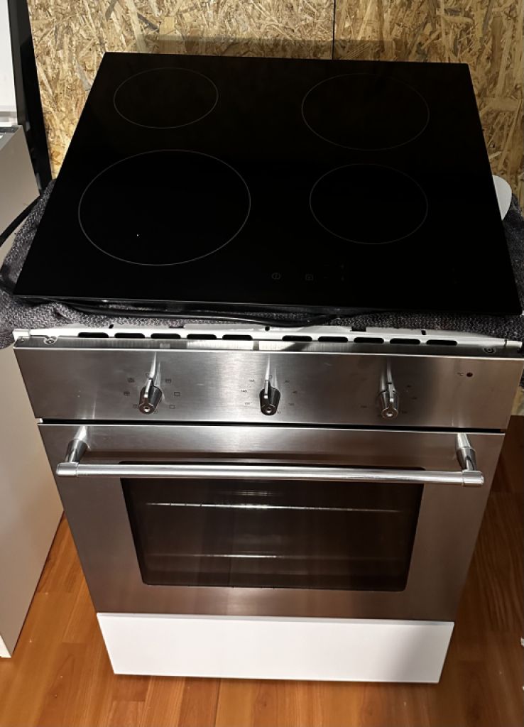 Ikea Backofen mit Ceranfeld sowie Spüle