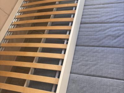 Cama Ikea SLÄKT blanca 90x200 (180x200)