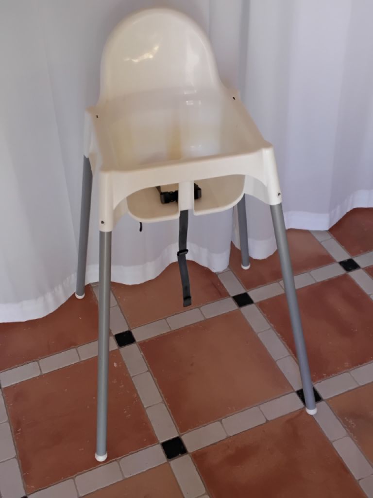 Trona infantil IKEA Antilop con bandeja