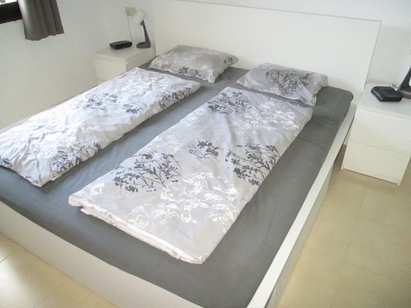 IKEA Malm Doppelbett Bett 180x200 cm Nachtschränke Schubläden Matratzen Ikea Topper TUDDAL