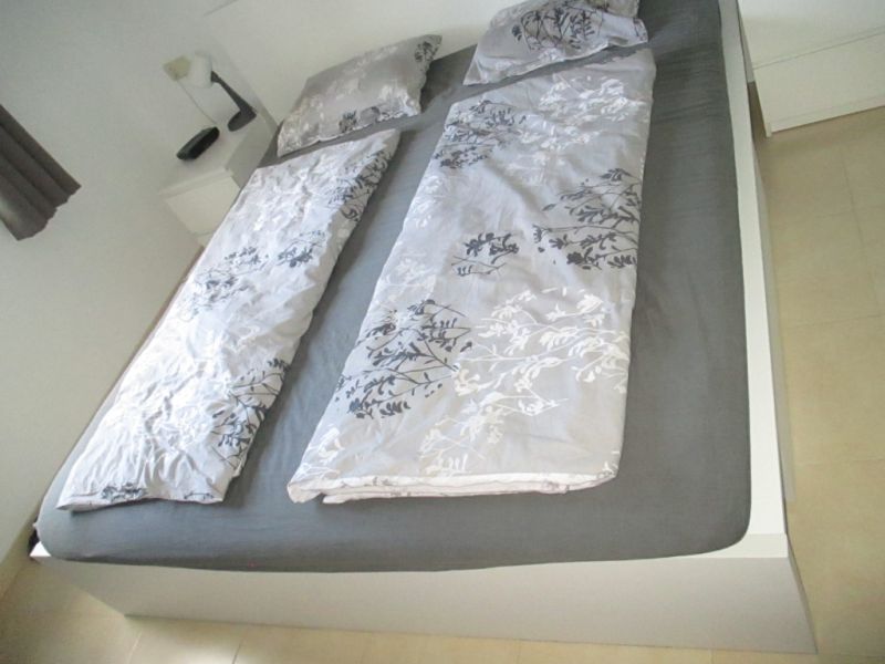 IKEA Malm Doppelbett Bett 180x200 cm Nachtschränke Schubläden Matratzen Ikea Topper TUDDAL