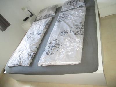 IKEA Malm Doppelbett Bett 180x200 cm Nachtschränke Schubläden Matratzen Ikea Topper TUDDAL