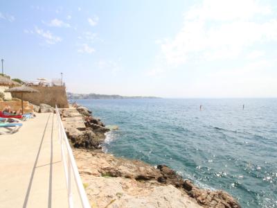 Illetas , first line