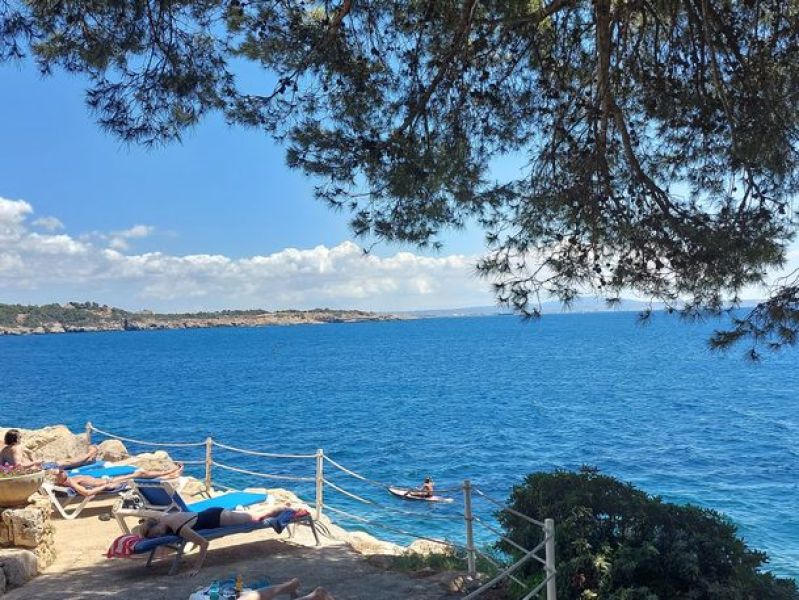 Illetas apartment with sea view and pool