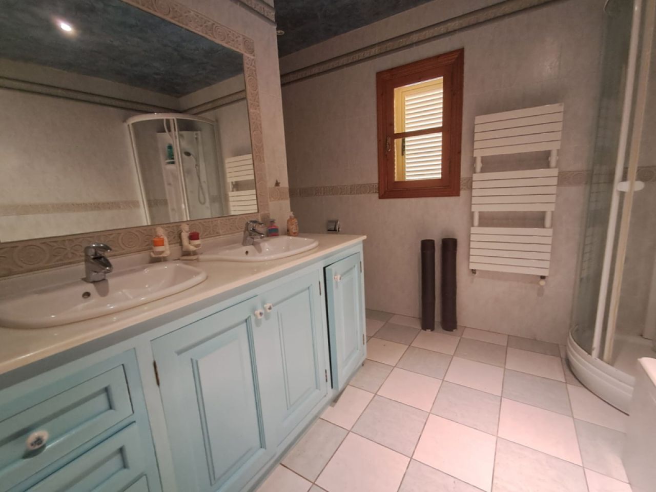 Impressive finca with guest wing, heating, pool near Felanitx - Petra -- F 64