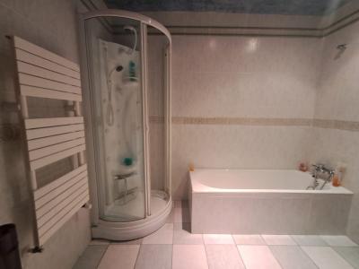 Impressive finca with guest wing, heating, pool near Felanitx - Petra -- F 64