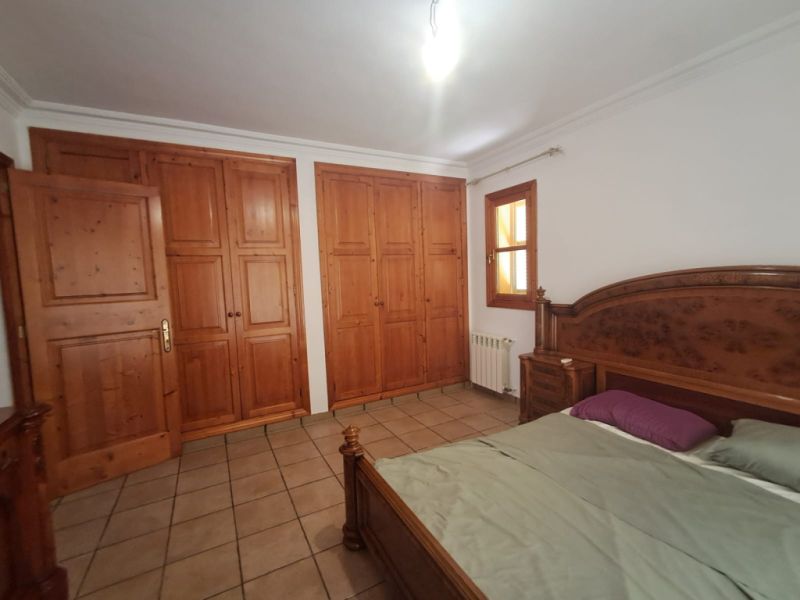 Impressive finca with guest wing, heating, pool near Felanitx - Petra -- F 64