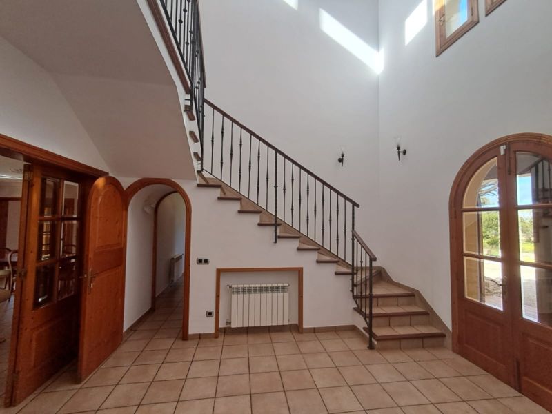 Impressive finca with guest wing, heating, pool near Felanitx - Petra -- F 64