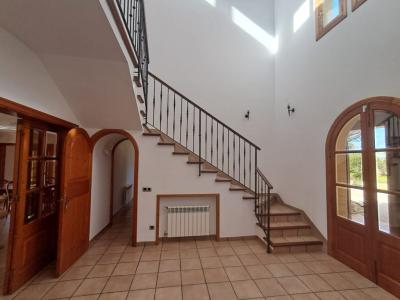 Impressive finca with guest wing, heating, pool near Felanitx - Petra -- F 64