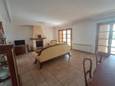 Impressive finca with guest wing, heating, pool near Felanitx - Petra -- F 64