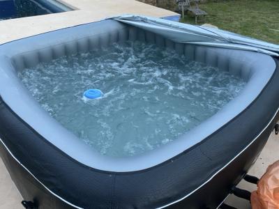 Jacuzzi v Hidrobalear