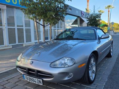 Jaguar XK8 2000 mit nur 90.000 km