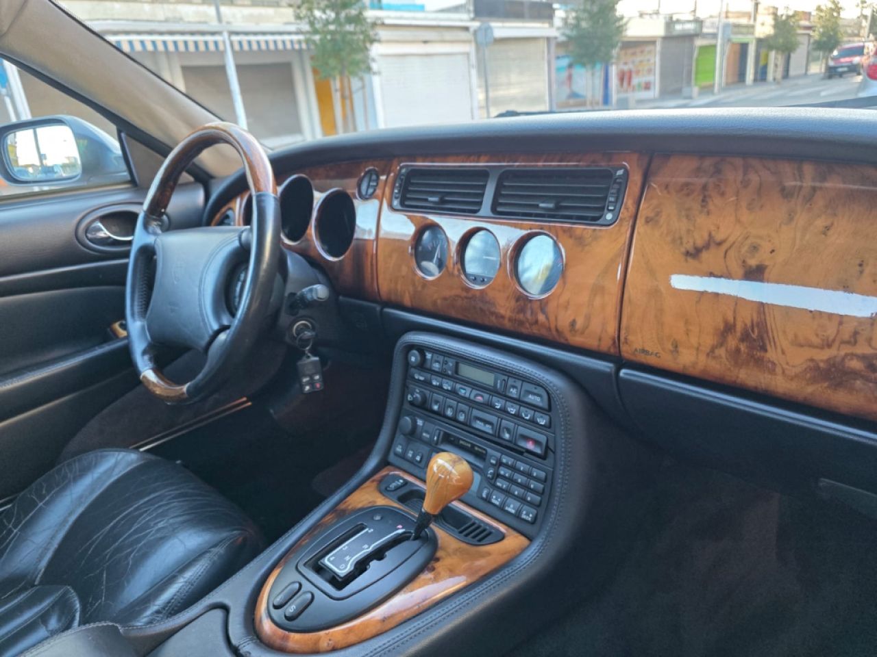 Jaguar XK8 2000 mit nur 90.000 km