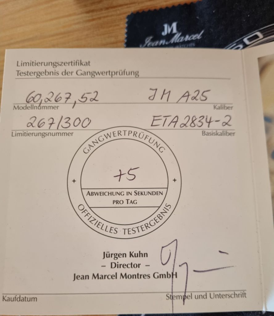 Jean Marcel Herren-Armbanduhr Astrum Automatik mit 2 Bändern