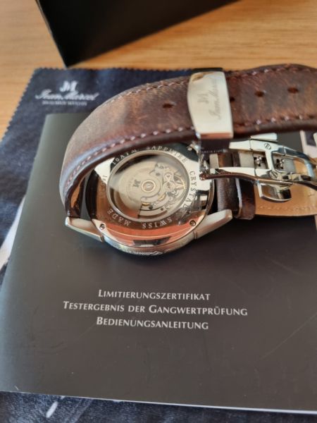 Jean Marcel Herren-Armbanduhr Astrum Automatik mit 2 Bändern