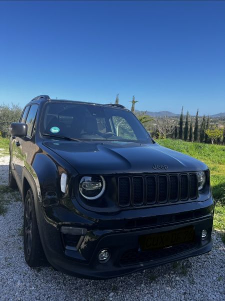Jeep Renegade  – 80th Anniversary Edition