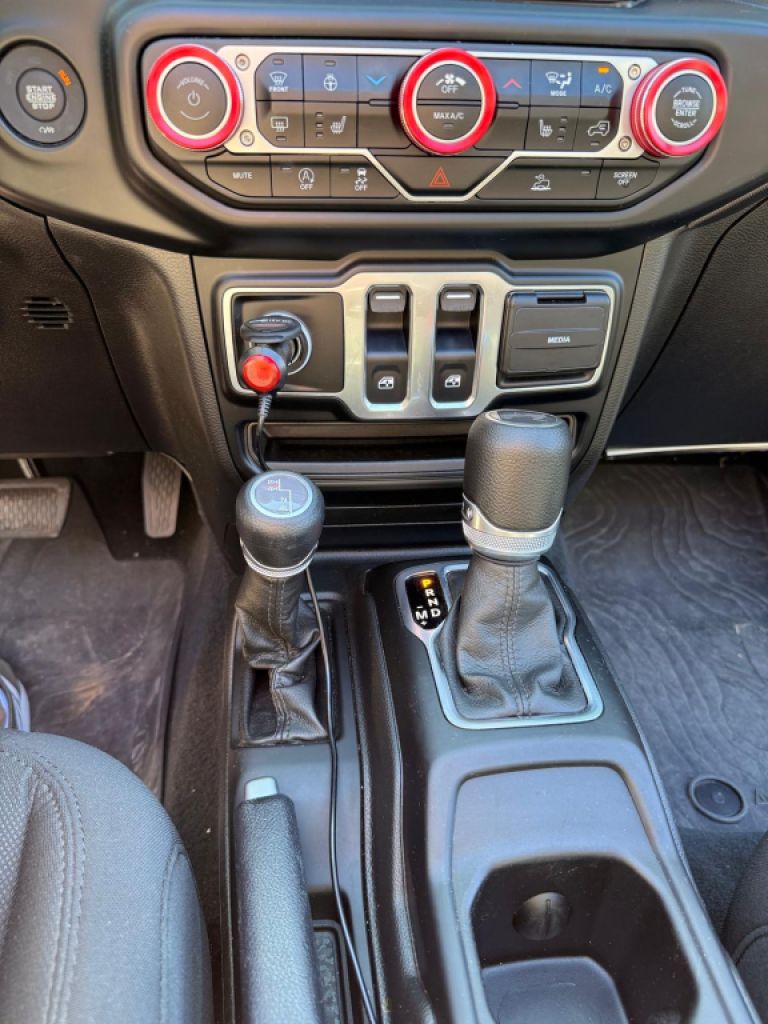 Jeep Wrangler Sport 2023, 21200 km