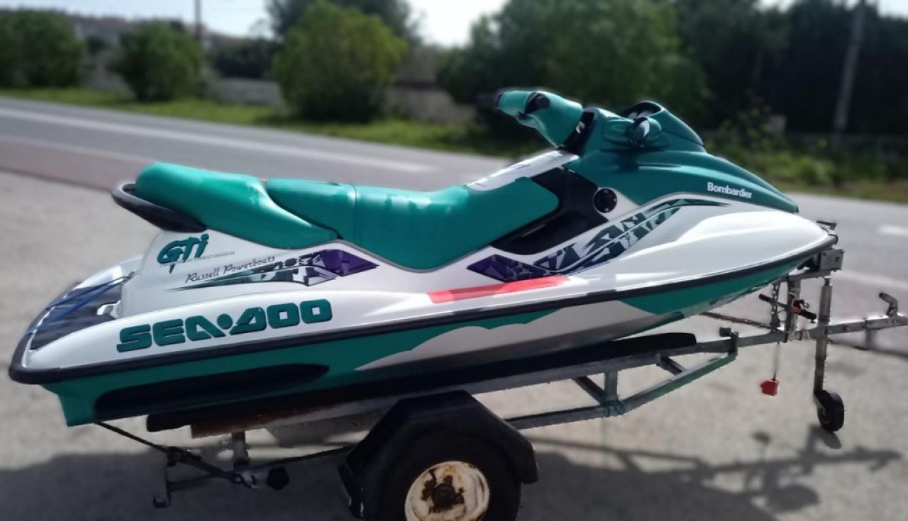 Jet Ski Sea Doo GTI Bombardier Seadoo m. Trailer