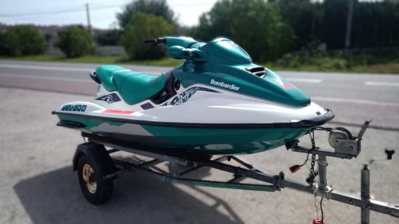 Jet Ski Sea Doo GTI Bombardier Seadoo m. Trailer