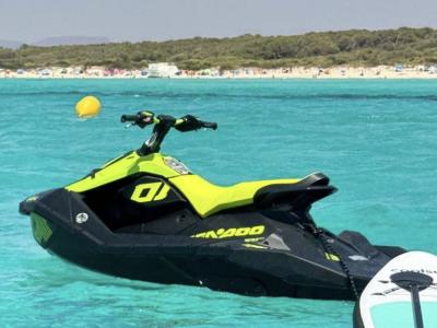 Jet Ski Sea Doo Spark Trixx 3up mit Trailer Top Zustand