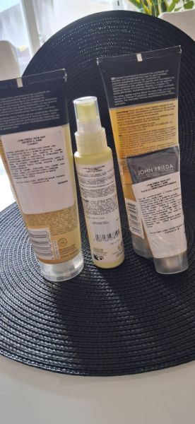 John Frieda Haarpflegeprodukte / Set Original verpackt !!
