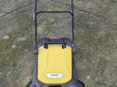 Kärcher sweeper