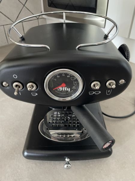 Illy X1 Anniversary coffee machine