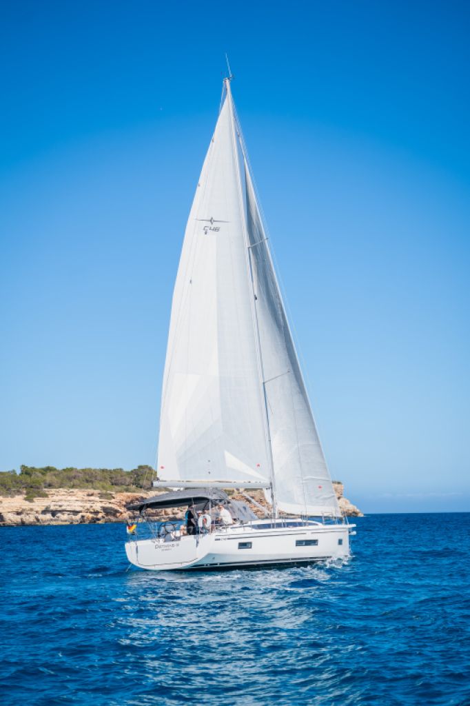 Commercial Office Specialist Yacht Charter (m/f/d)