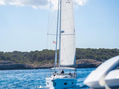 Commercial Office Specialist Yacht Charter (m/f/d)