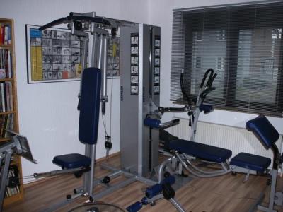 KETTLER "Multi Fitness Center" 7713-400 blau-silber + Beinpresse 7459-580, Lieferung/Montage möglich