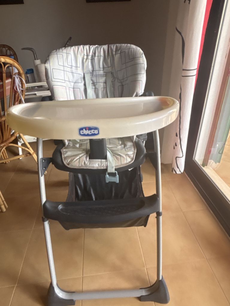 Trona para niños de Chicco