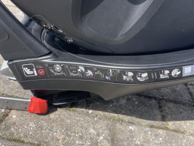 Kindersitz  Britax Römer DUALFIX i‑Size + Modular iSense Base – Premium Komplettset