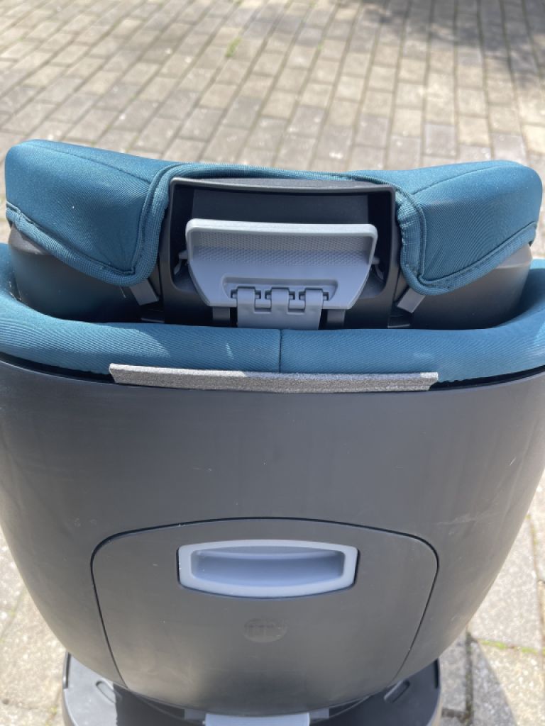 Kindersitz  Britax Römer DUALFIX i‑Size + Modular iSense Base – Premium Komplettset