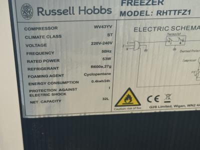 Kleiner Gefrierschrank ( Würfel)