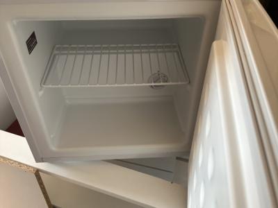 Kleiner Gefrierschrank ( Würfel)