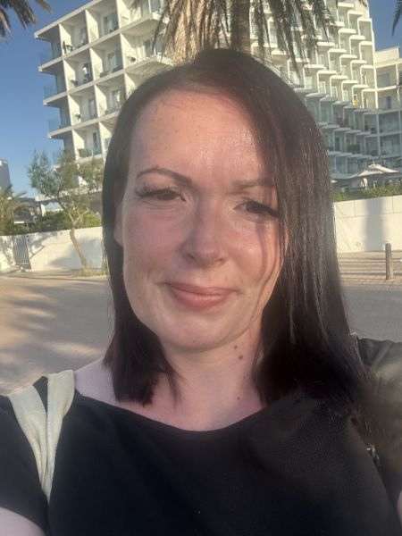 Kleines Zuhause mit Garten gesucht – Mensch & Hund