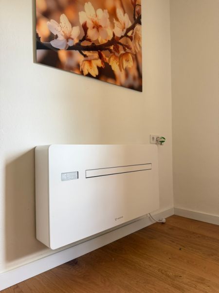 INNOVA 2.0 air conditioner – top condition, 2 years old